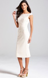 Cap-Sleeved Magnificent Sheath With Lace Bodice
